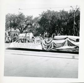 Winnipeg's 75th Anniversary parade - Municipal Hospitals float