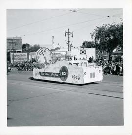 Winnipeg's 75th Anniversary parade - Trans-Canada Airlines float
