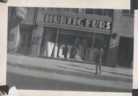 VE Day - Hurtig Furs store decorated with victory sign