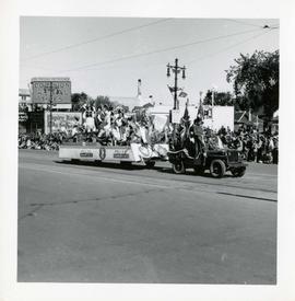 Winnipeg's 75th Anniversary parade - Polish Canadians float